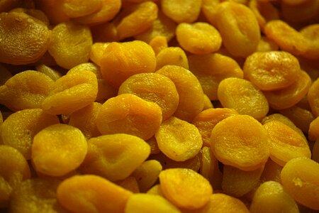 Yellow malatya nuts
