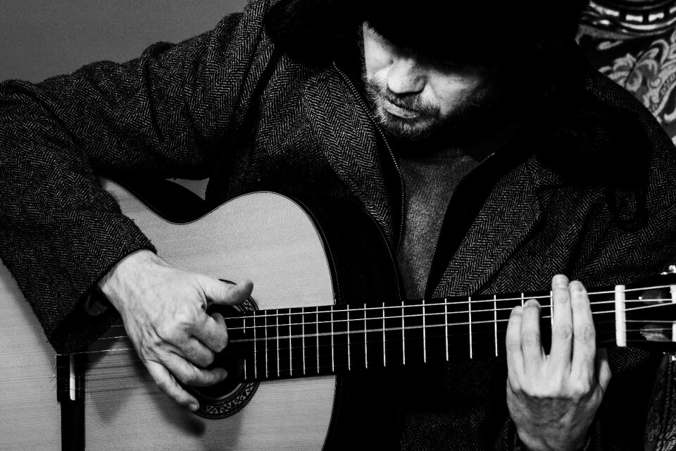 Oblique guitarist coat