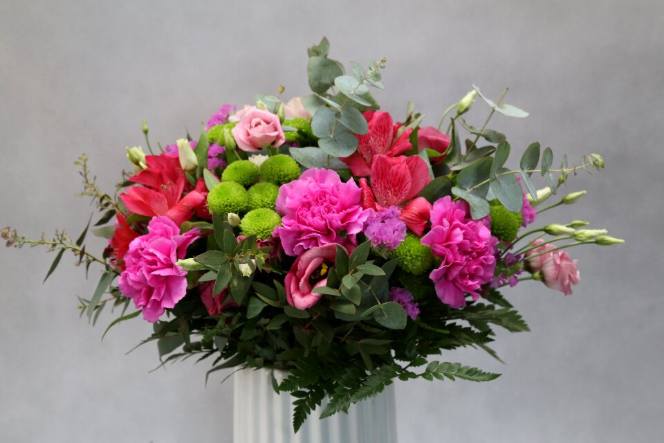 Decoration composition bouquet of flowers