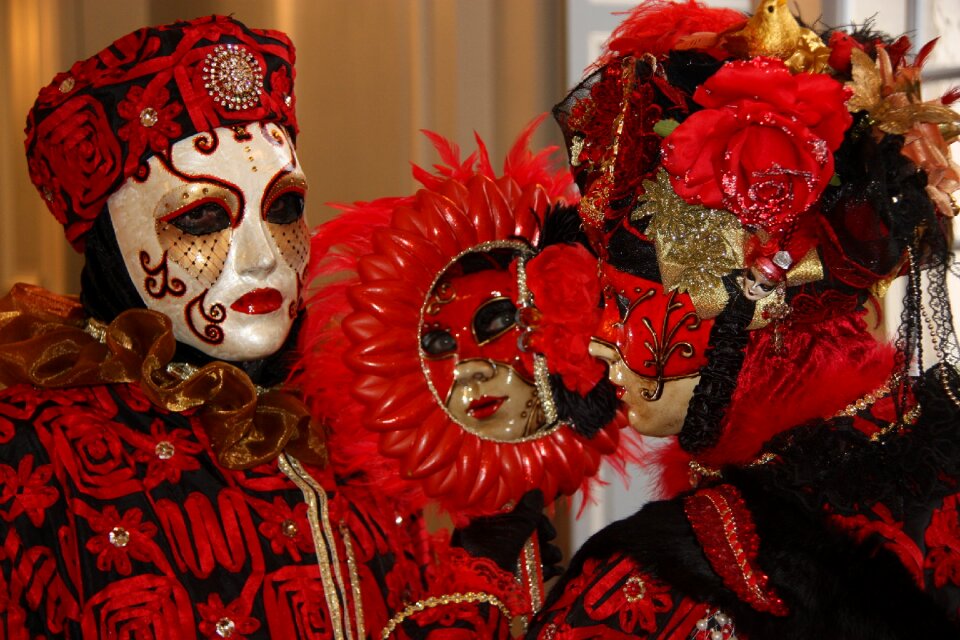 Remiremont masks costumes