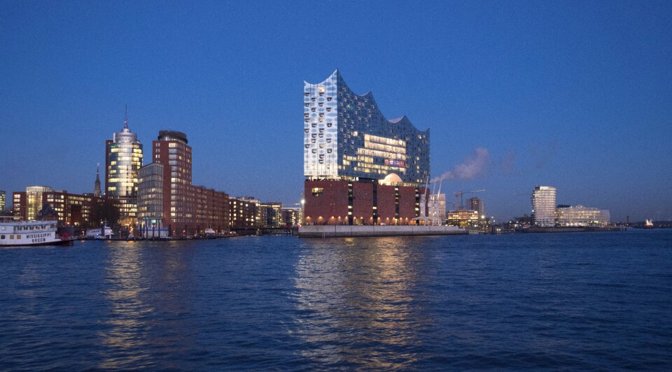 Elbe philharmonic hall music concert hall