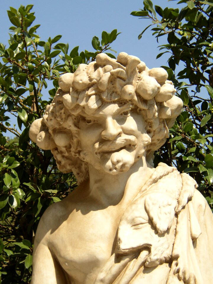 Sculpture garden decoration stone figure