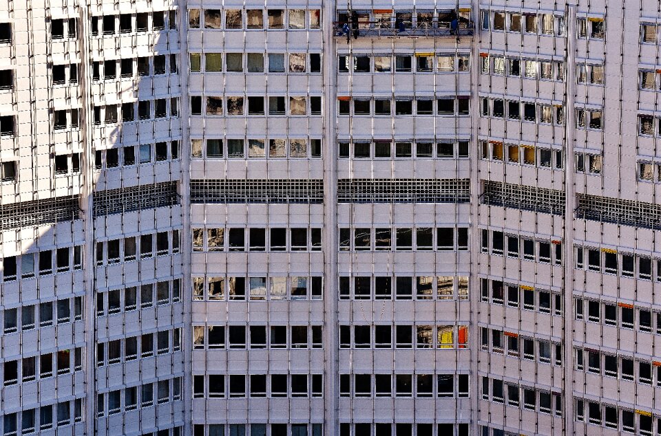 Facade building construction