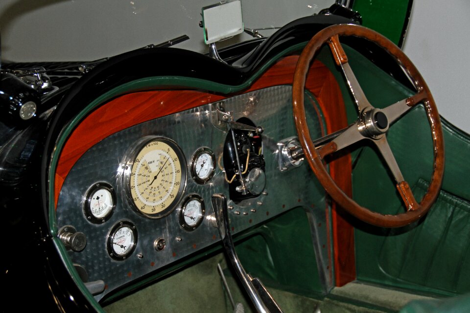 Petersen automotive museum los angeles california
