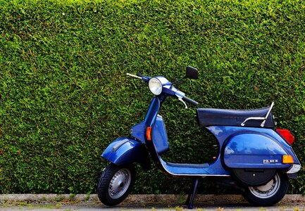 Cult moped flitzer