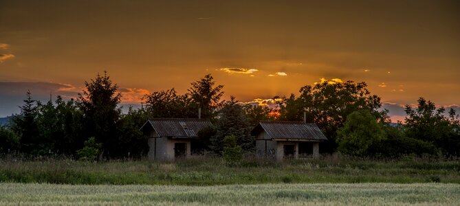 In the evening loneliness ruins