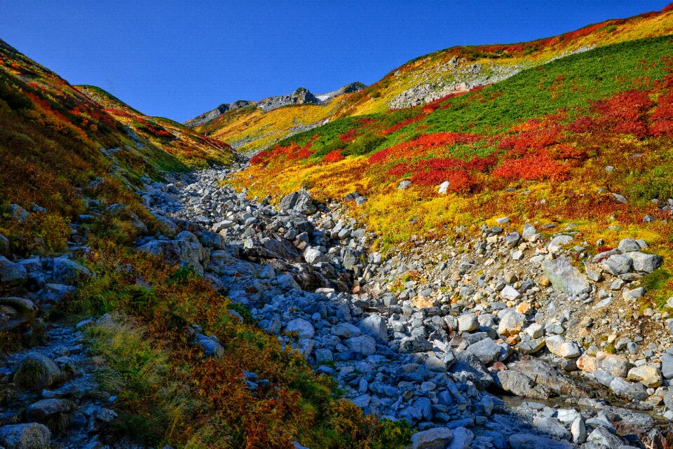 October northern alps japan