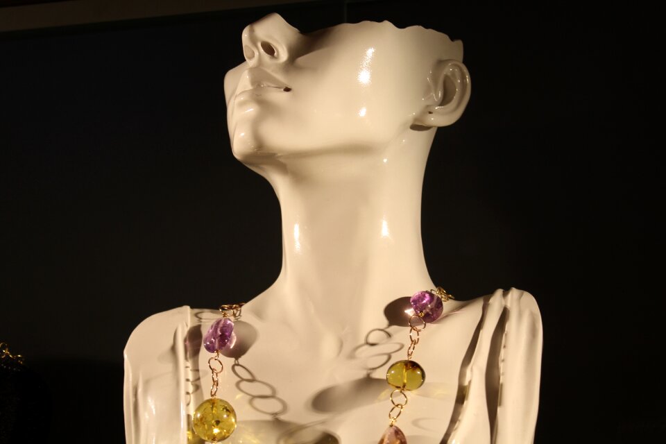 Face necklace showcase