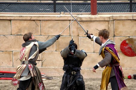 Knight duel war photo