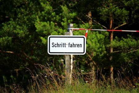 Marking sign ban