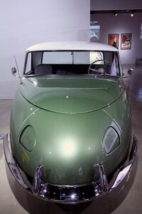Petersen automotive museum los angeles california