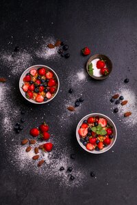 Müesli kitchen strawberries
