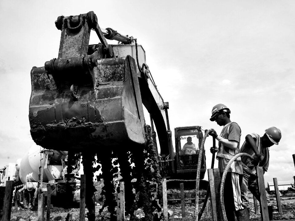 Concrete work labor