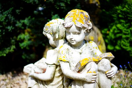 Brothers and sisters stonemasonry white photo