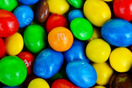 M m's color fun