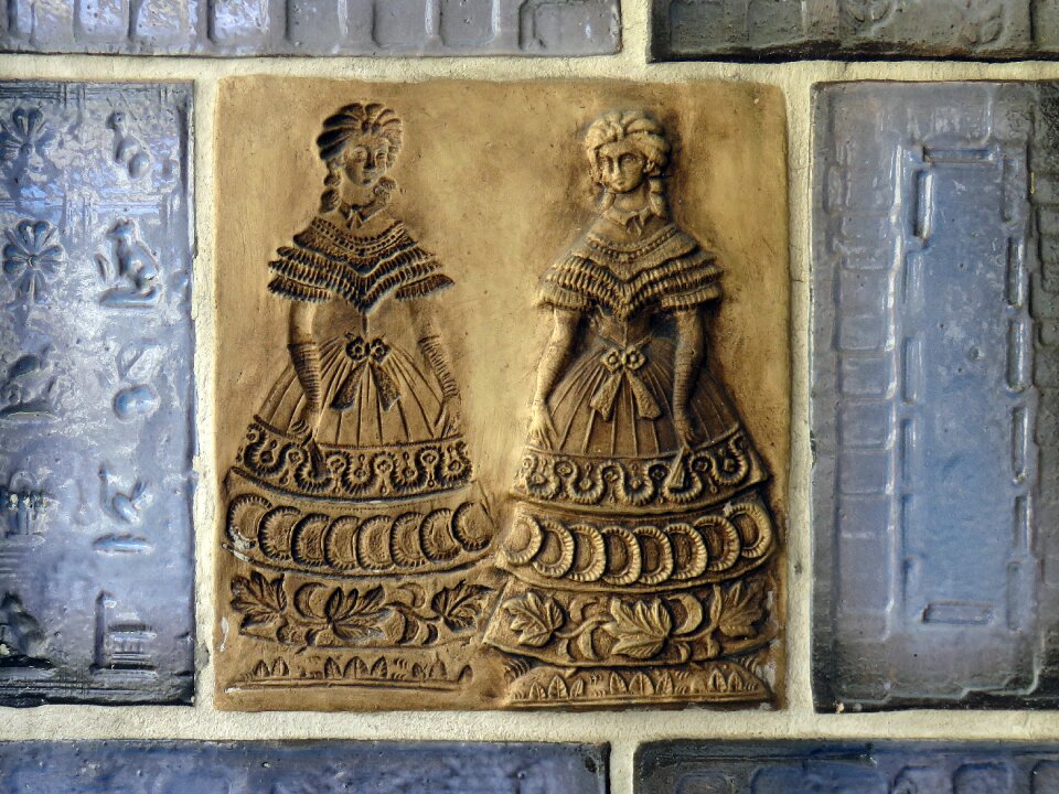 Deco biedermeier ceramic