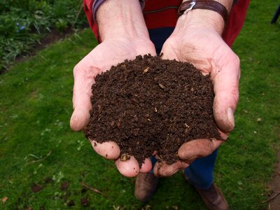 Compost hand man