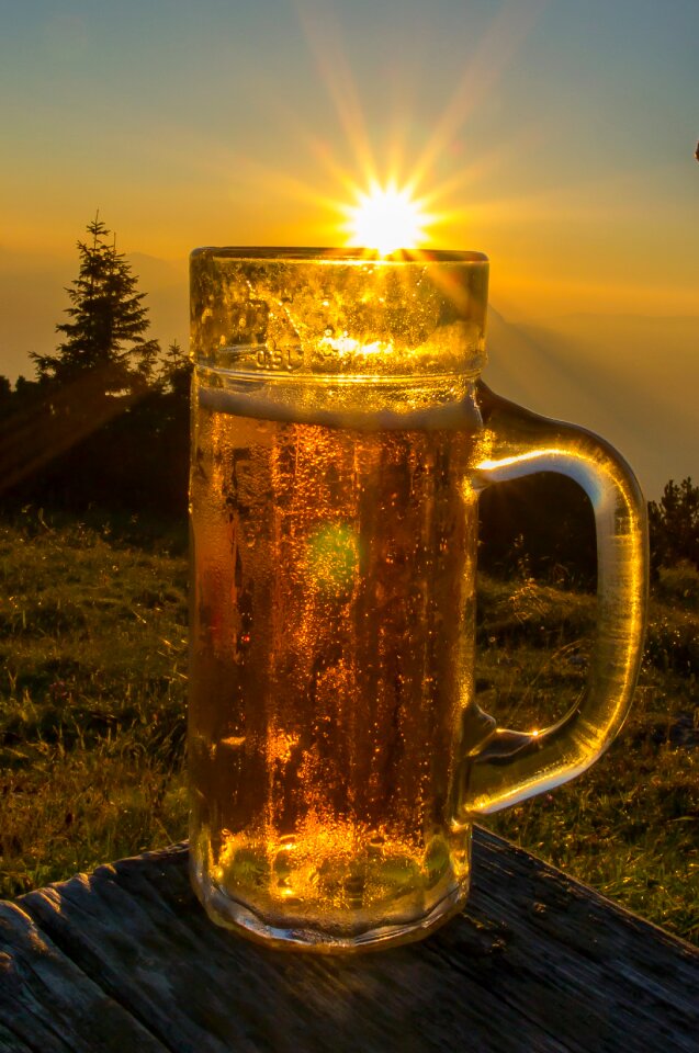 Mountain hut drink tradition