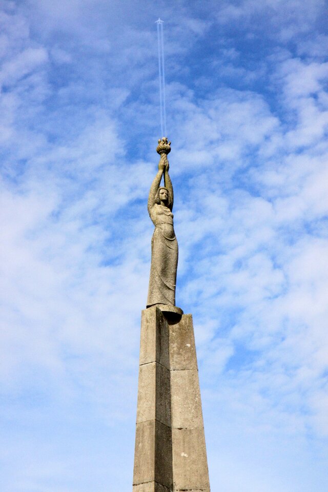 Contrail torch religion