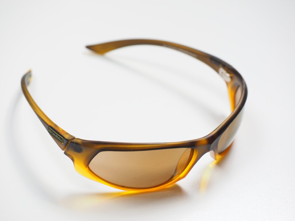 Eye protection darken utensil