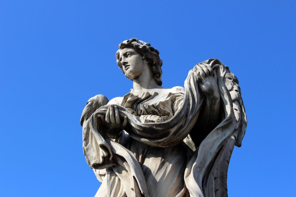 Roma monument blue angel