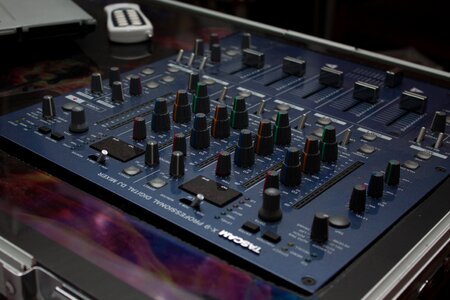 Music dj technical device