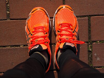 Marathon shoes sport sneakers