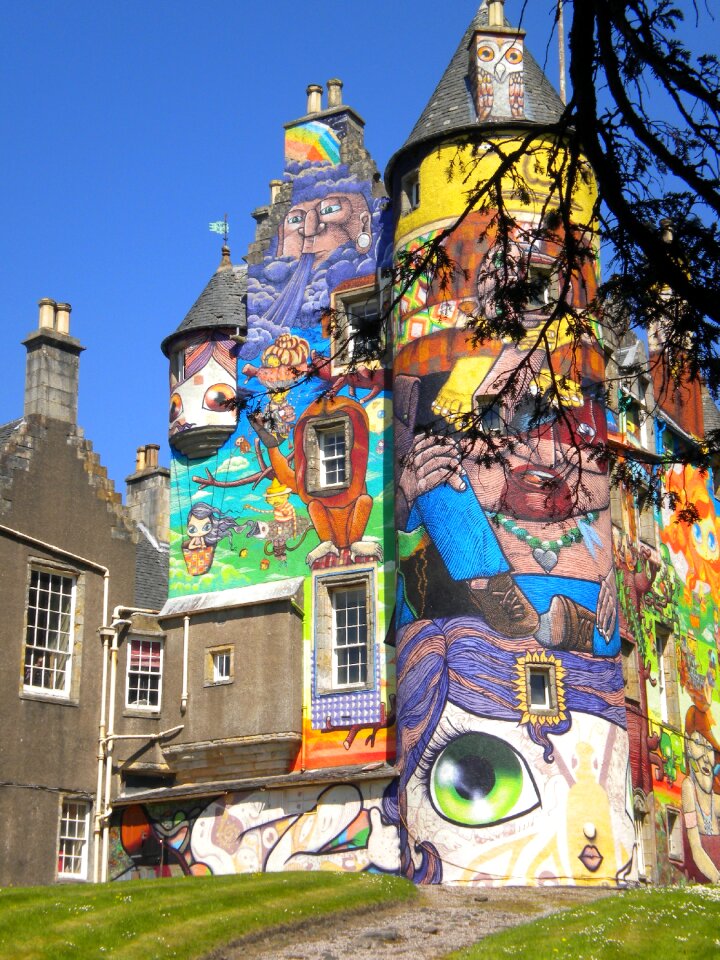 Graffiti scotland sunny