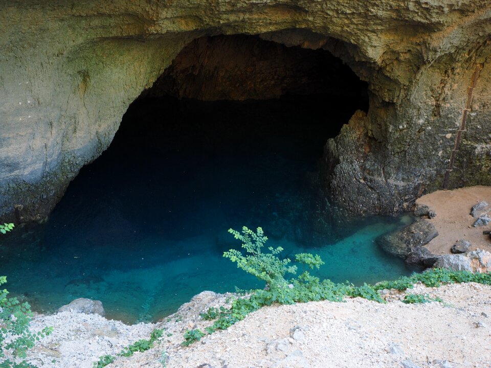 Water cave cave river
