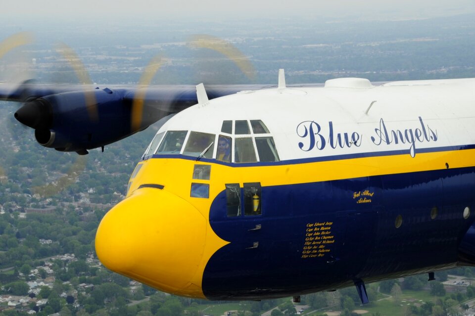 Navy flight demonstration squadron c-130 hercules