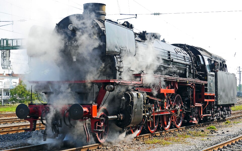 Preheating railway cylinder steam
