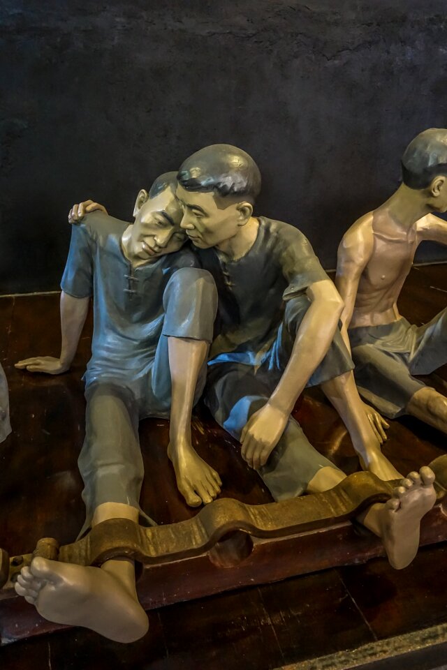 Prisoner torture jail