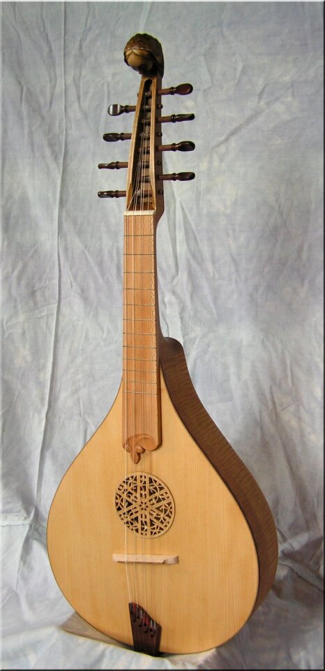 Art music instrument