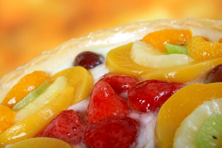 Baked bread cake