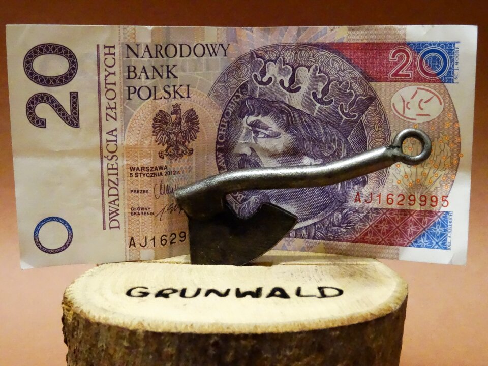 Means of payment euro banknotes pay