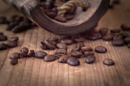 Dark natural product roasted