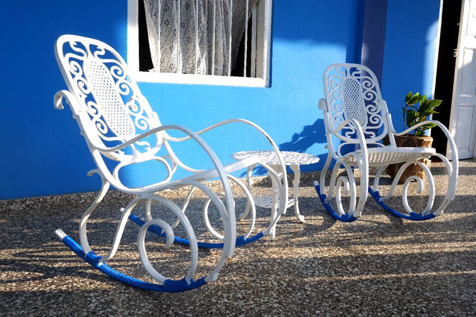 Iron cuba evening sun