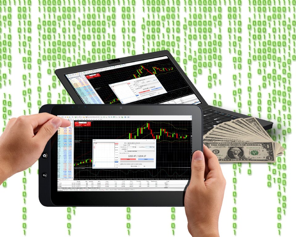 Tablet money assembly