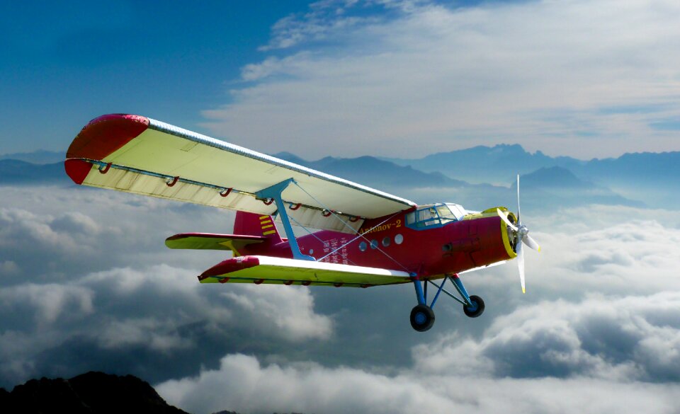 Flying antonov oldtimer