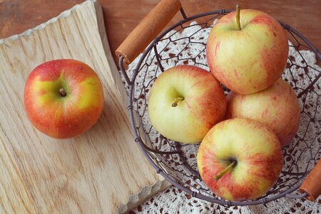 Fruit basket bio bio apple