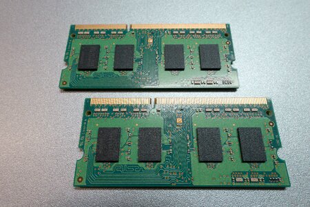 Fund silver laptop