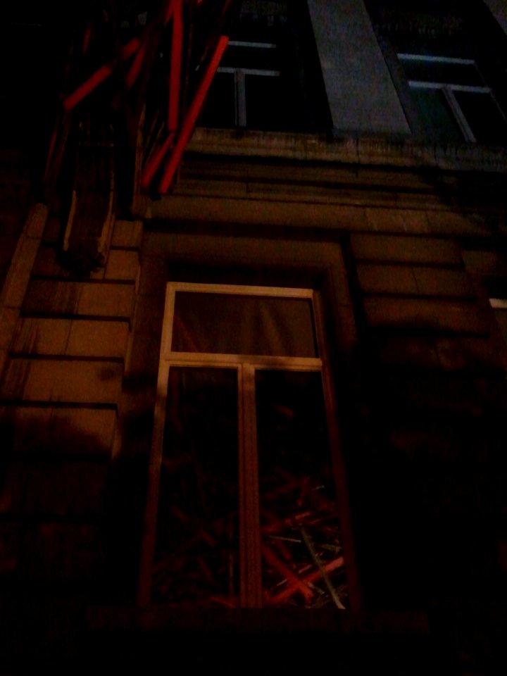 2011-05-10%2015.53.55 