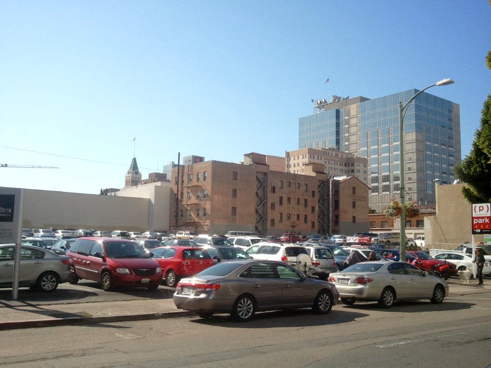 2011-11-07%2012.30.18 