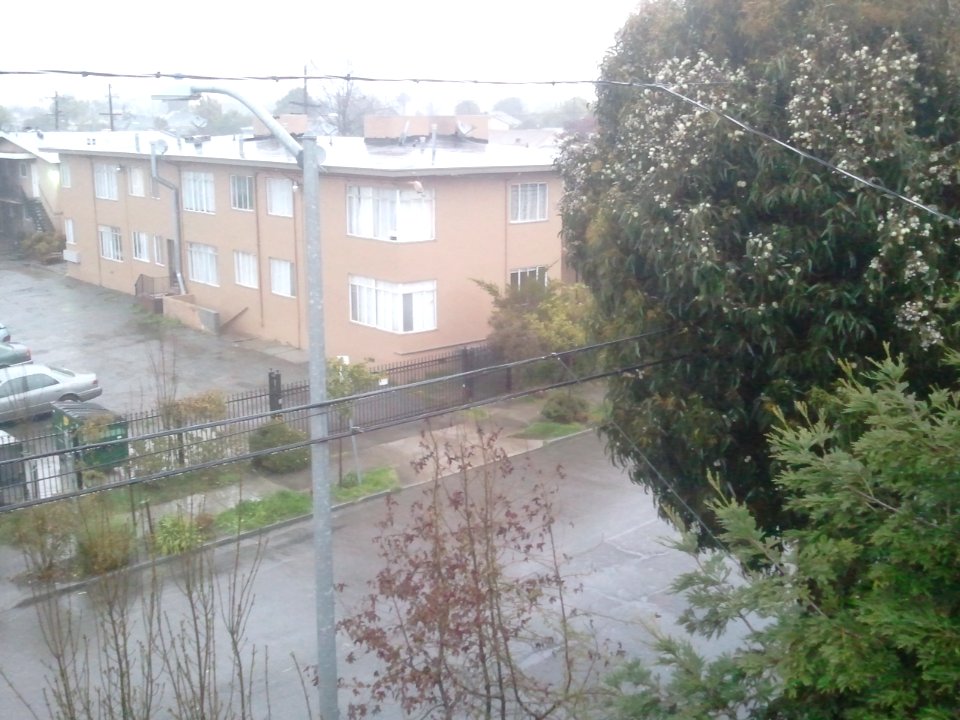 2012-03-27%2018.31.07 