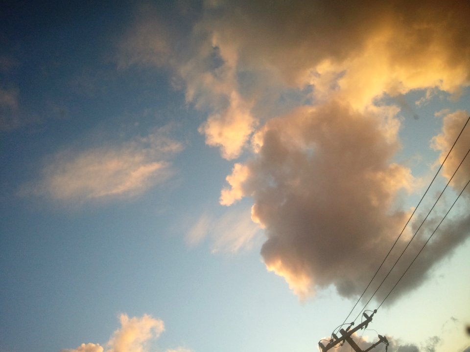 2012-04-11%2019.28.42 
