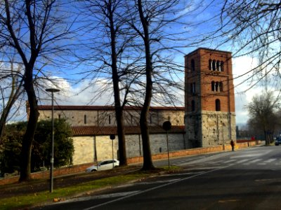 Chiesa di San Michele degli Scalzi, Pisa, Toscana, Italia photo