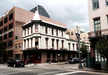 New Orleans, LA 