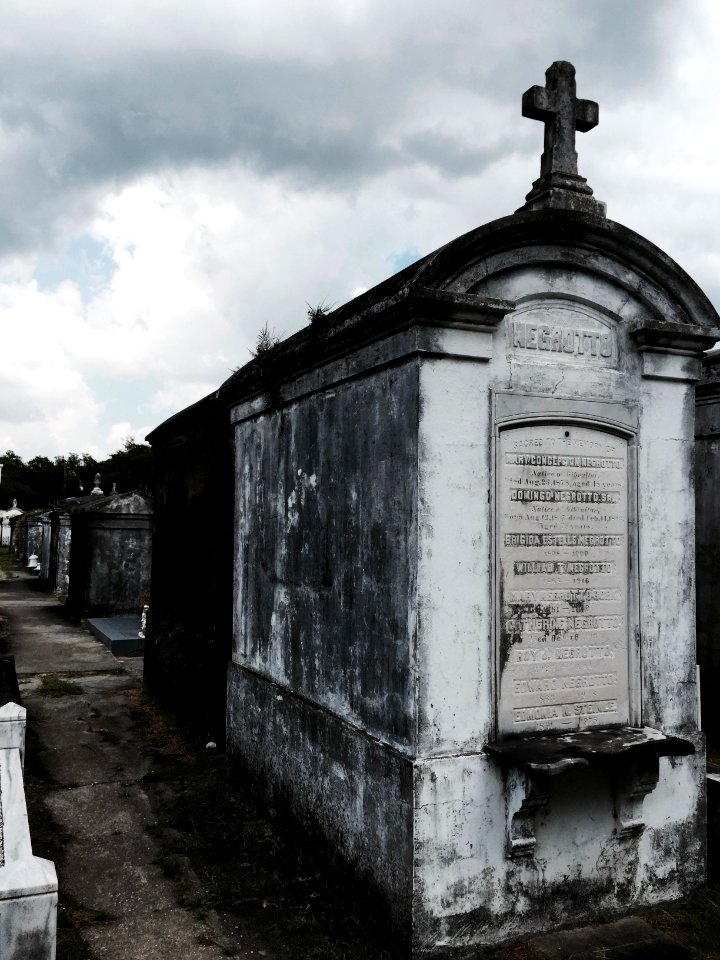 Tombs, Lafayette Cemetery, Garden District, New Orleans, L… 