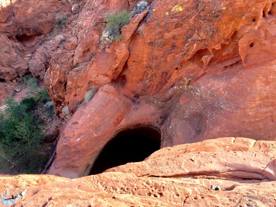 Mouse's Tank, Valley of Fire State Park, NV photo