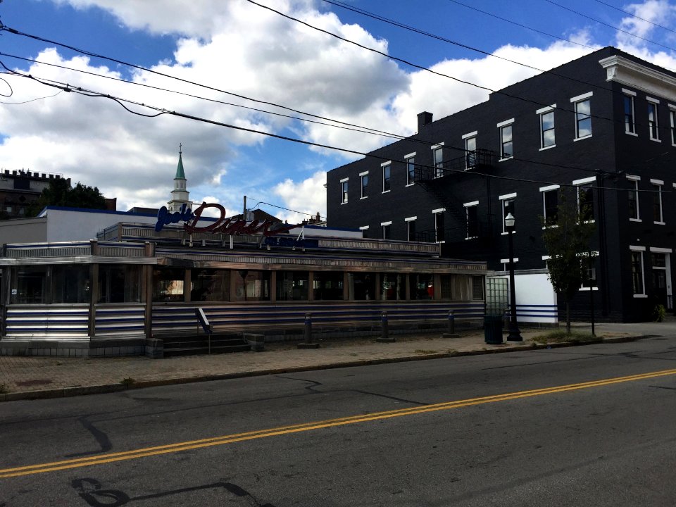 Joe's Diner on Sycamore, Pendleton, Cincinnati, OH 